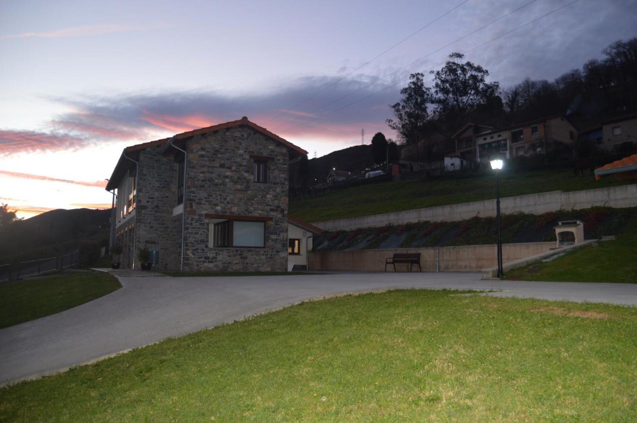 Apartamentos Rurales Penon Blanco Penerudes Экстерьер фото